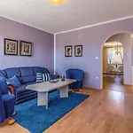 Apartamento Amazing In With Wifi